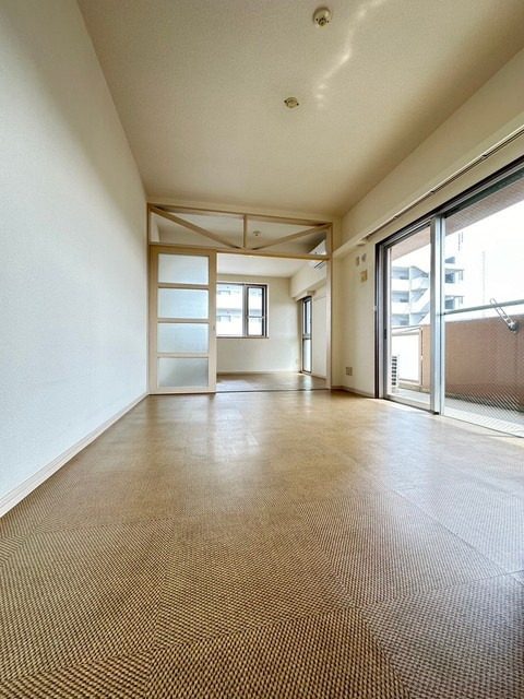 リード中央町の洋室|ゆったりした洋室です