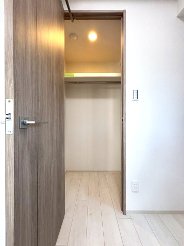 【収納】ファーストフィオーレ江坂垂水町Ⅱ