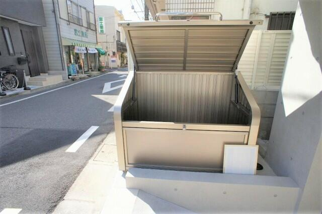 ボウ　ベルズ　ハウス笹塚のその他共用部分|ゴミストッカー

