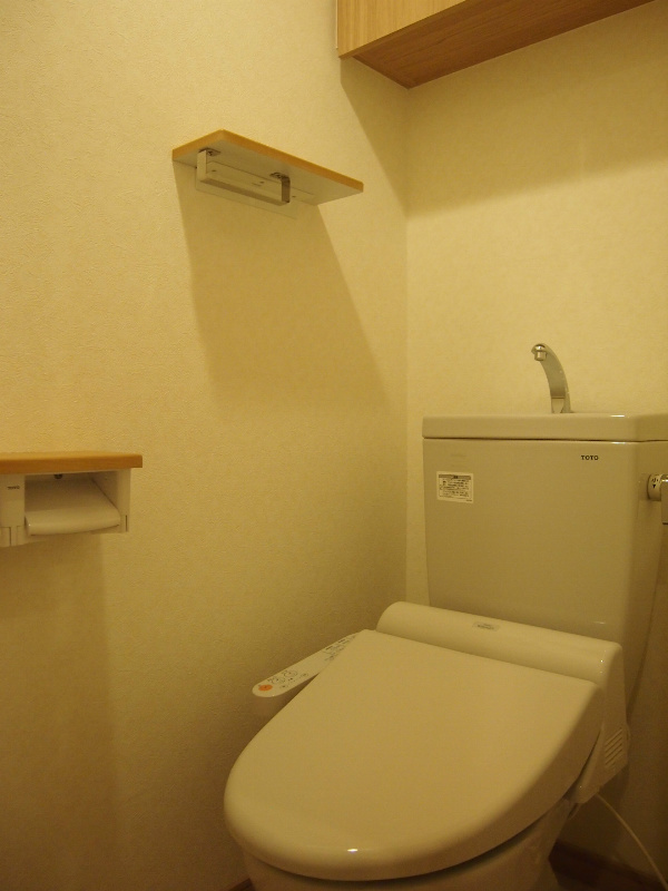 ルーブル品川西小山のトイレ|ゆったりとした空間のトイレです