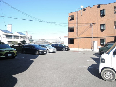 【駐車場】 | ベル　アルモニー１番館