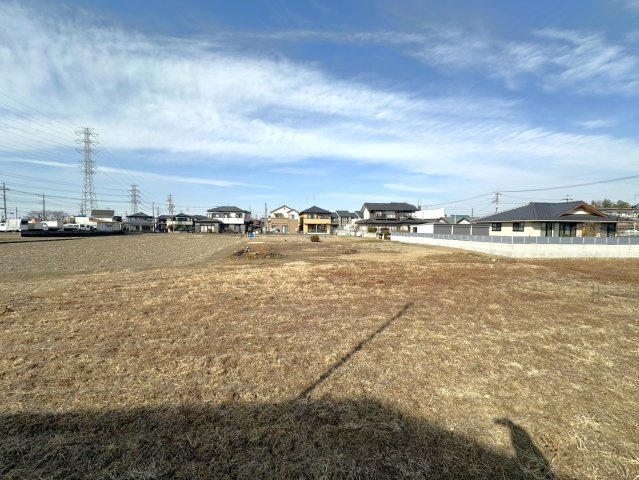 川越市上野田町の売地の外観|敷地ゆったり約32～37坪　建築条件なし　全11区画。
3路線利用可能で通勤・通学に便利な立地！
資料請求やご見学などお気軽にお問い合わせください。