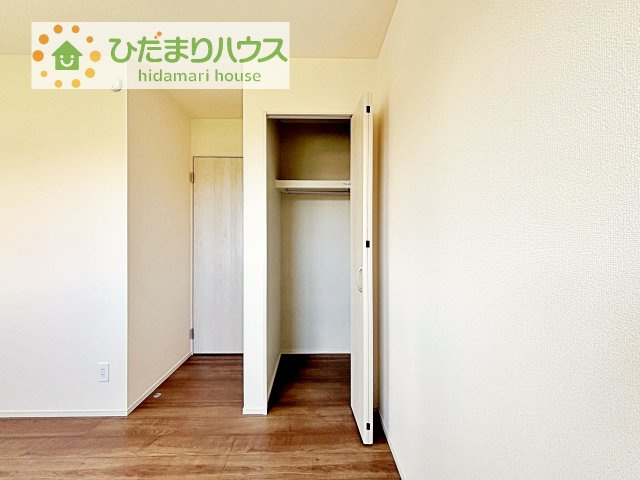 【収納】 | 土浦市下高津3丁目347番　新築戸建　B号棟 | ハンガーパイプ付でお洋服の出し入れもラクラクです！