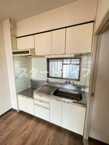大阪市淀川区木川西４丁目の賃貸マンションのキッチン