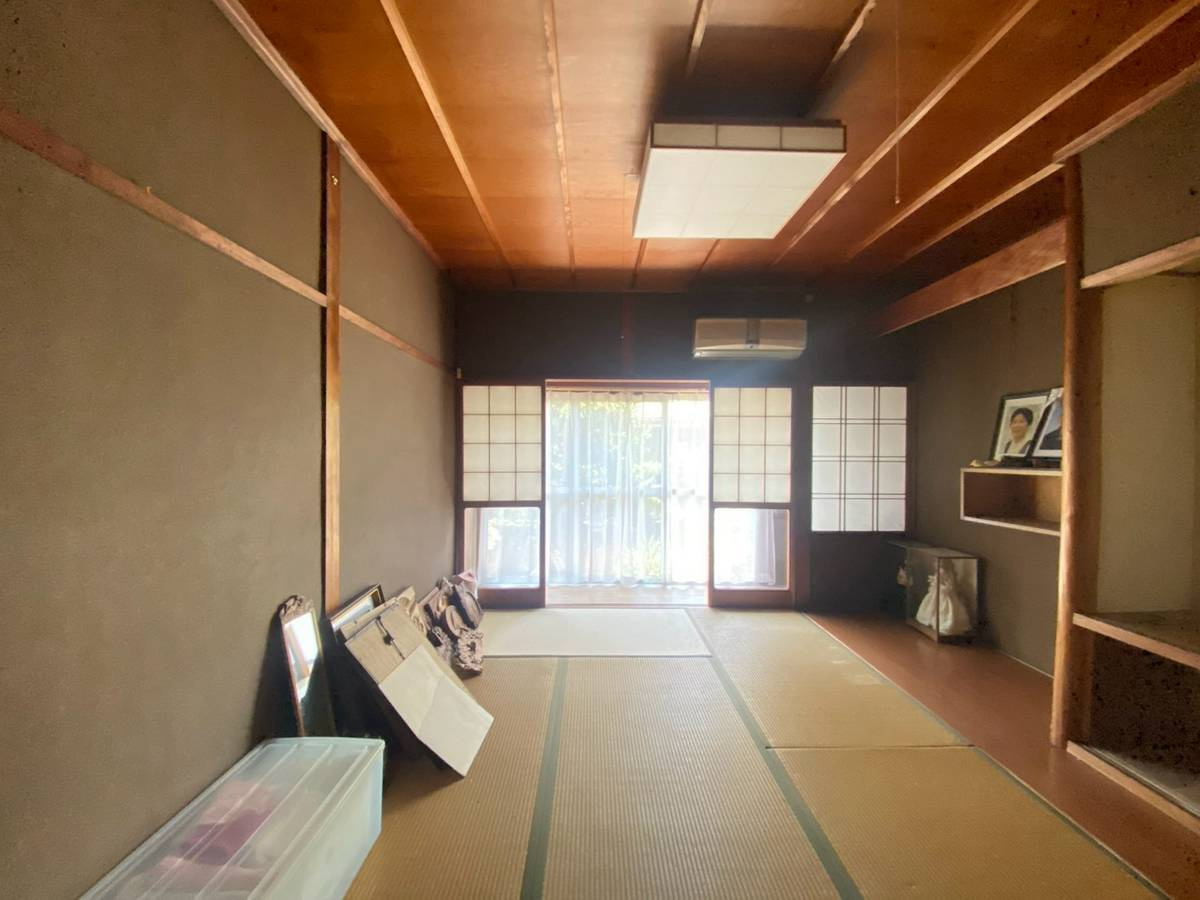 海南市大野中　中古戸建の和室