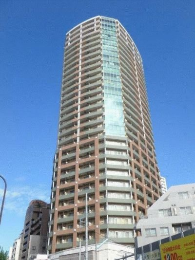 セントラルレジデンス新宿シティタワーの外観|「西新宿」駅徒歩７分！ペット飼育可能な平成１３年築の耐震基準適合マンション、セントラルレジデンス新宿シティタワーは即日現地案内可能となっておりますので、お気軽にお問い合わせください！