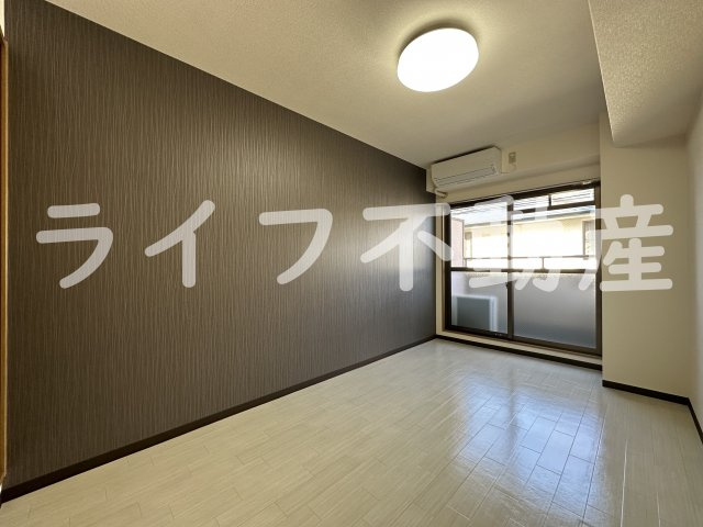 エトワールヴィルーR小阪本町クラッセの居間・リビング|おしゃれな居間です