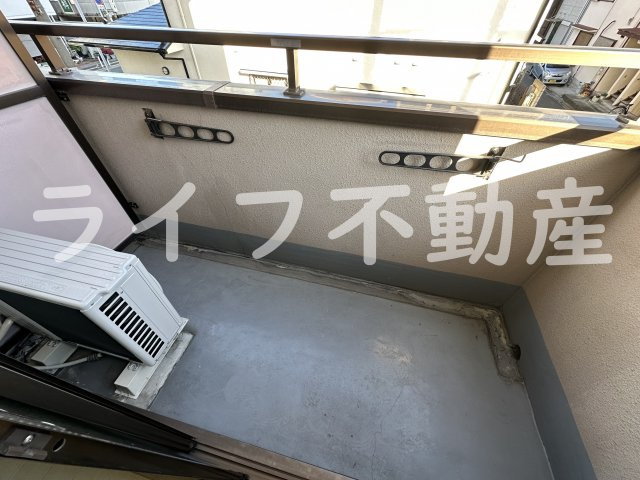 エトワールヴィルーR小阪本町クラッセのバルコニー|落ち着いた時間を過ごせるバルコニーです