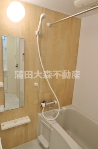 フェリーチェ雑色の浴室