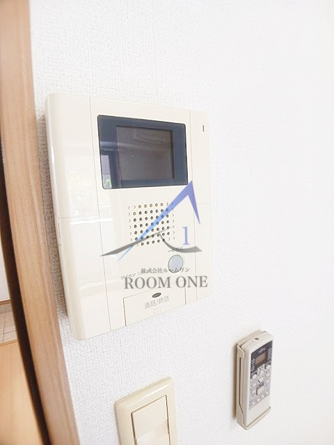 フェリエーラ南砂弐番館のセキュリティ|モニター付きインターホンです。
