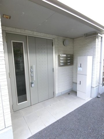 【エントランス】フォレスト・コート 