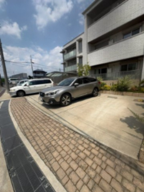 【駐車場】 | シャーメゾンフロッセ