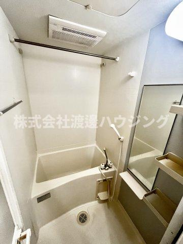 クローバーハイツの浴室