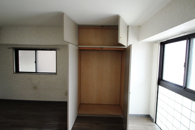【収納】ヴァンサンク堺町 