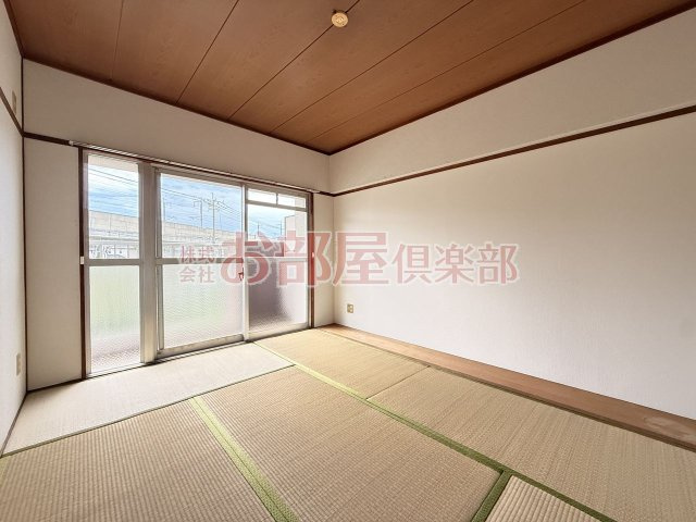 プレアール荒木の和室|日本らしい落ち着いた雰囲気の和室です