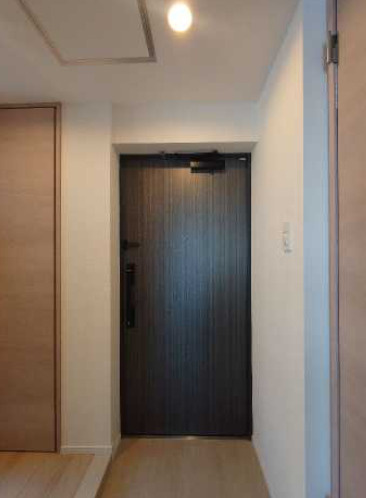 Ｓ－ＲＥＳＩＤＥＮＣＥ入谷ａｌｅｓｉａの玄関