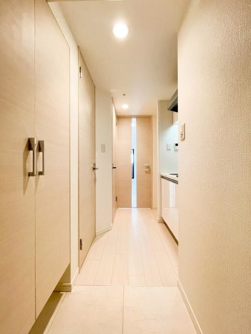 S-RESIDENCE神戸磯上通の玄関