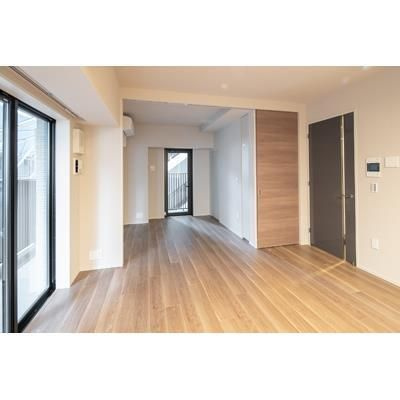ジオ四谷荒木町の居間・リビング