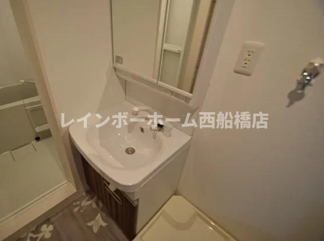 ARABESQUEの洗面所