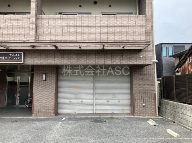 アクティ日乃出のエントランス