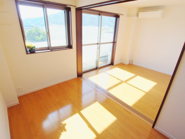 カスタニエ緑井Ⅱの子供部屋