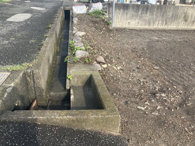 大津市木戸87坪売地のその他|水路
