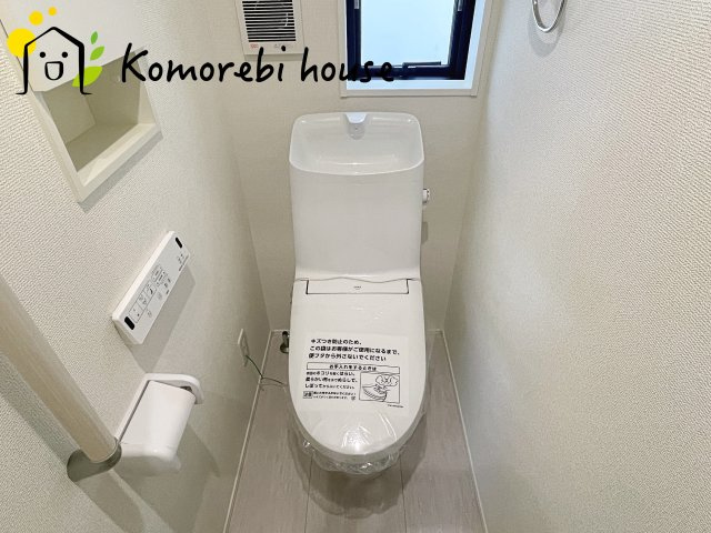 さいたま市北区奈良町　10期　新築一戸建て　グラファーレ　02のトイレ|シンプルで使いやすいトイレです
