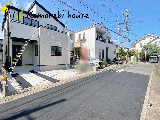 さいたま市北区奈良町　10期　新築一戸建て　グラファーレ　02の前面道路含む現地写真|前面道路含む現地写真です