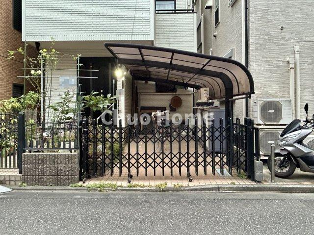 江戸川区篠崎町2丁目中古住宅の駐車場|カースペース