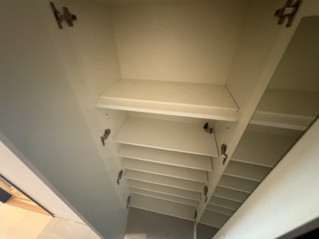 【玄関】 | ISM谷町6丁目
