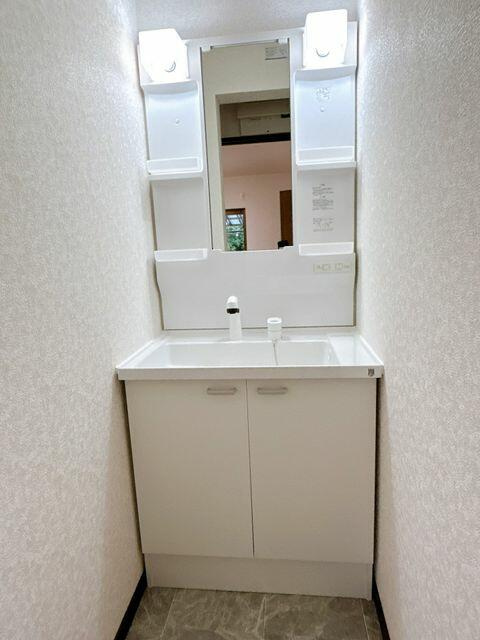 【独立洗面台】