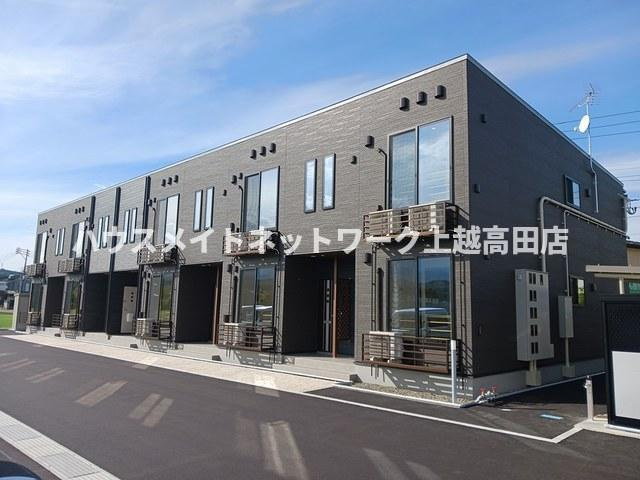 ヴィラ　シャングリラ高田　A