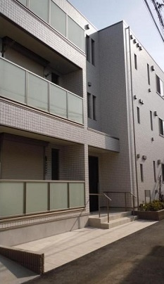 ラシーネ北新宿の外観