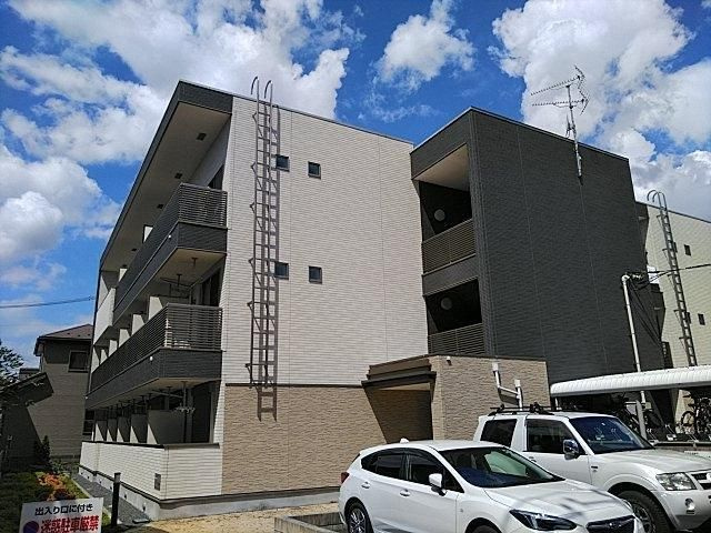 ヴェルファーレ　Ⅱの外観
