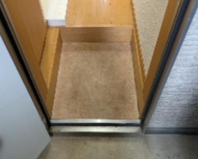 シャトルⅡの玄関