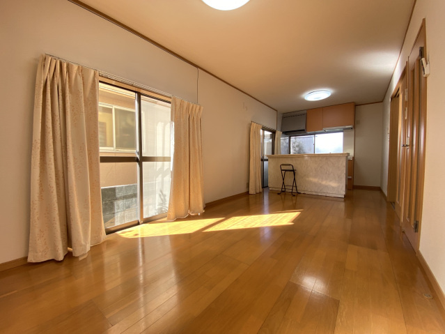 東野3丁目戸建ての居間・リビング