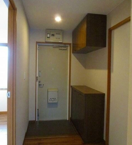 けやき通り南参番館の玄関