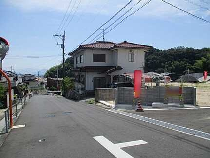 廿日市市地御前北３丁目　新築一戸建ての前面道路含む現地写真