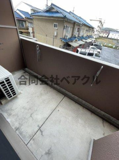【駐車場】 | メゾン・ダンディ | 車をお持ちの方に嬉しい駐車場付きの物件です