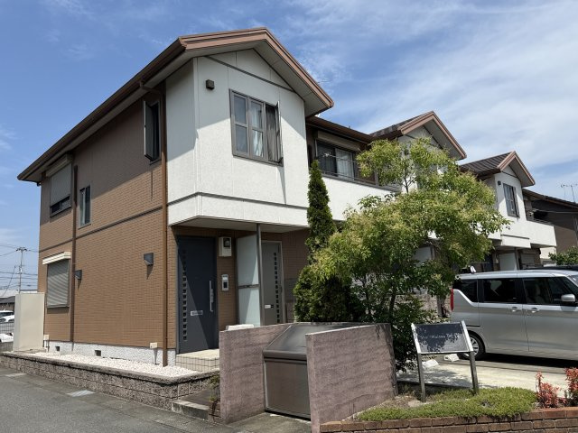 シャーメゾン阿保の外観