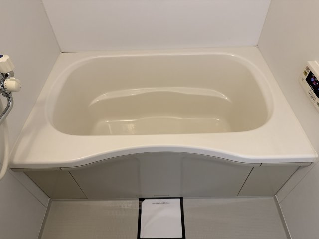 シャーメゾン阿保の浴室