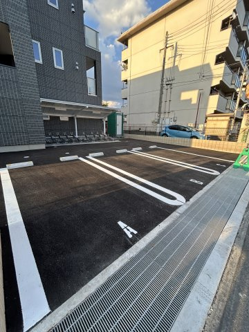 レアグランツ東難波Ⅰの駐車場