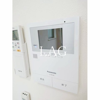 【セキュリティ】 | Maison Sourire  | モニター付きインターホンです。