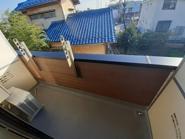 ラ・ヴィベールのバルコニー