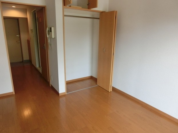 ラグジュアリーガーデン東松戸の内装|※別部屋参考写真