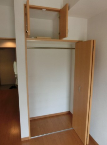 ラグジュアリーガーデン東松戸の収納|※別部屋参考写真