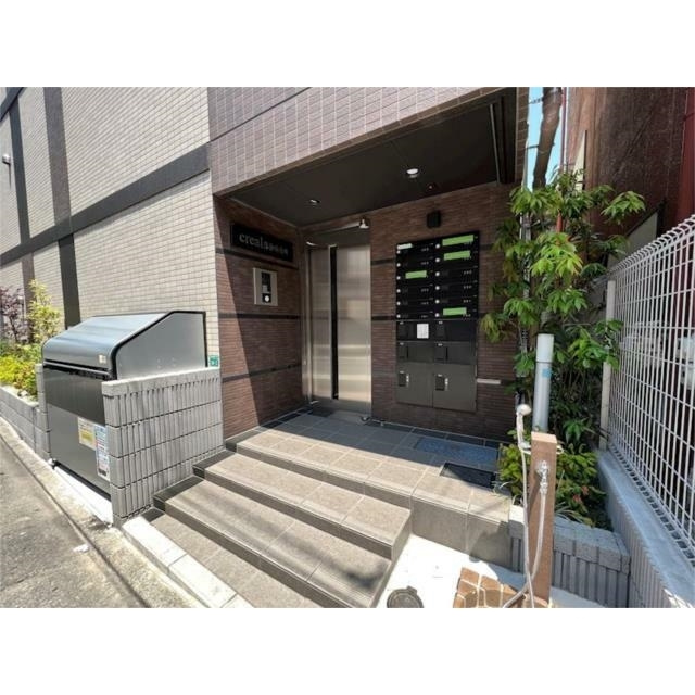 クリアル落合南長崎のエントランス