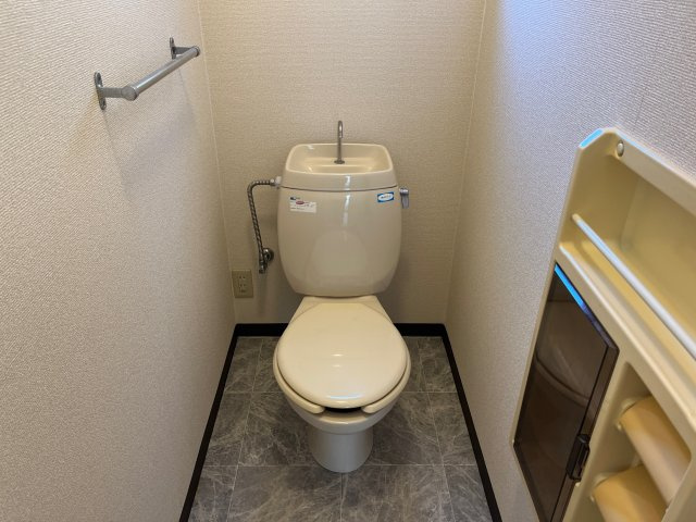 Ｆｒａｇｒａｎｃｅ　Ｃｏｍｐｌｅｔ　B棟のトイレ