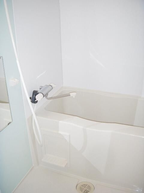 ＣＡＳＡ　Ｂ．Ｂ．　ＣＵＢＥの浴室