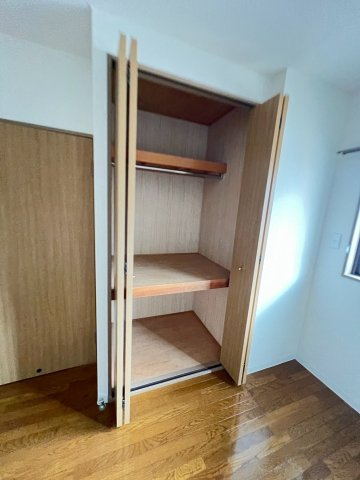 リブレメゾン仁川の収納